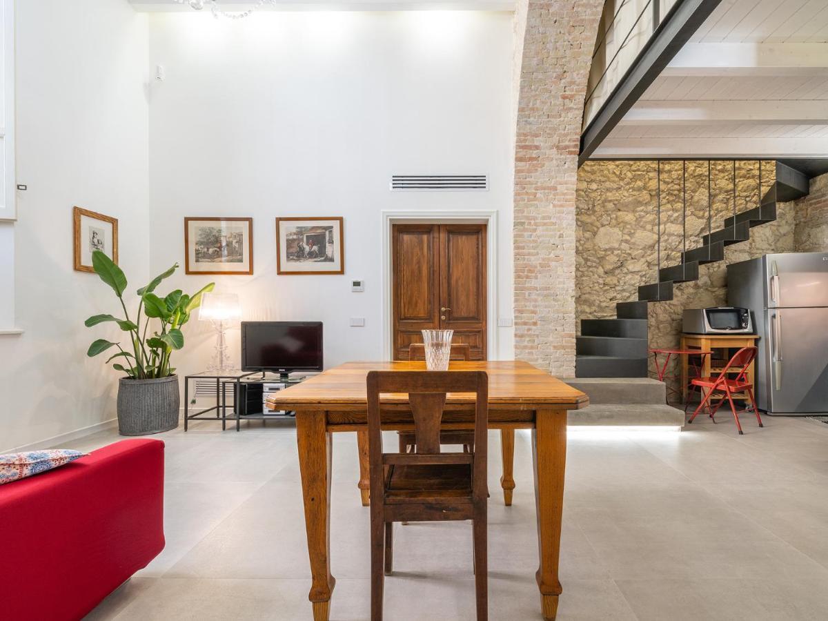 Massimo Boutique Apartment Cagliari Exterior foto